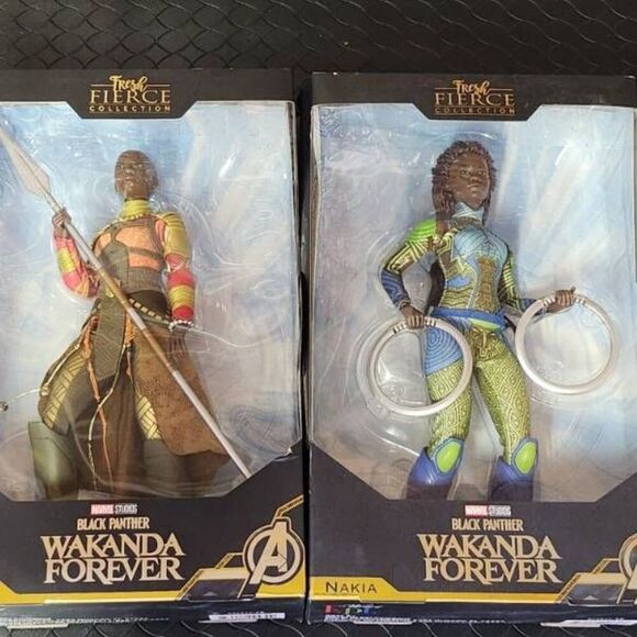 Black Panther Wakanda Forever Marvel Legends Nakia and Okoye Action Figure B11 - Picture 1 of 9